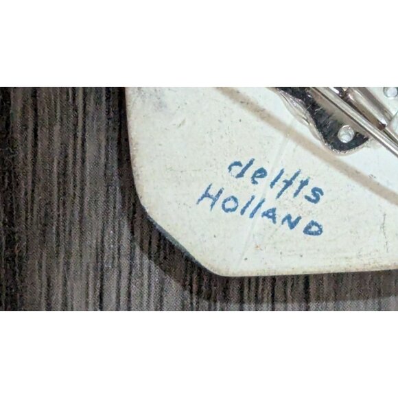 Blue & White Delft Holland Ceramic Windmill Pin Brooch Pair Rustic Charm - Picture 6 of 7